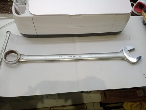 [LLA12243] Llave combinada estandar # 1256 1 3/4"