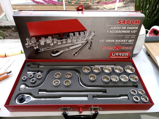 [5400M] Paquete de 29 dados y accesorios metricos